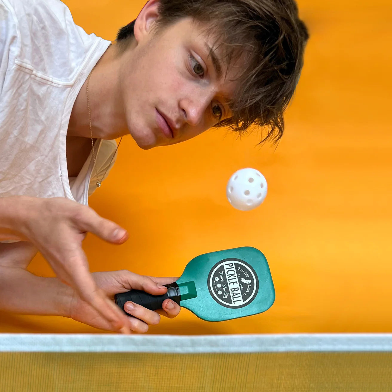 Kikkerland Desktop Pickleball