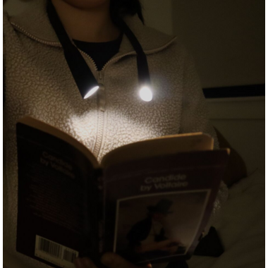 Kikkerland Hands Free Book Light