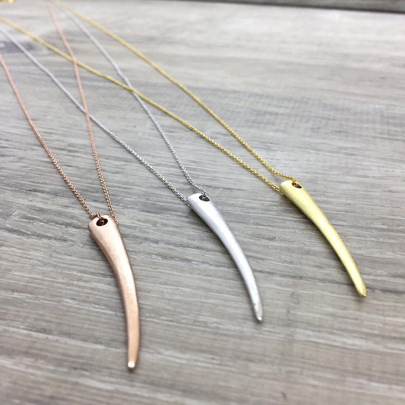 jj+rr Horn Necklace