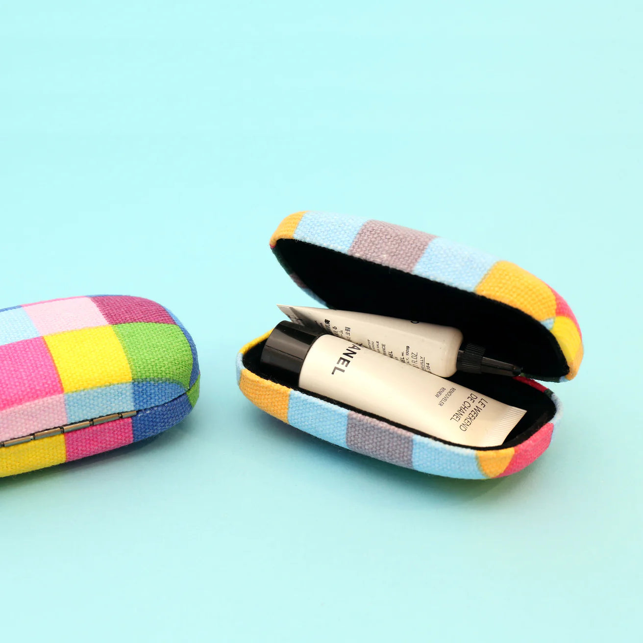 Kikkerland Travel Case