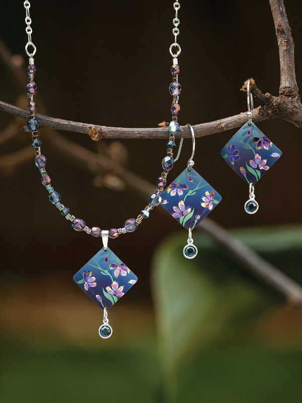 Holly Yashi Garden Sonnet Beaded Necklace