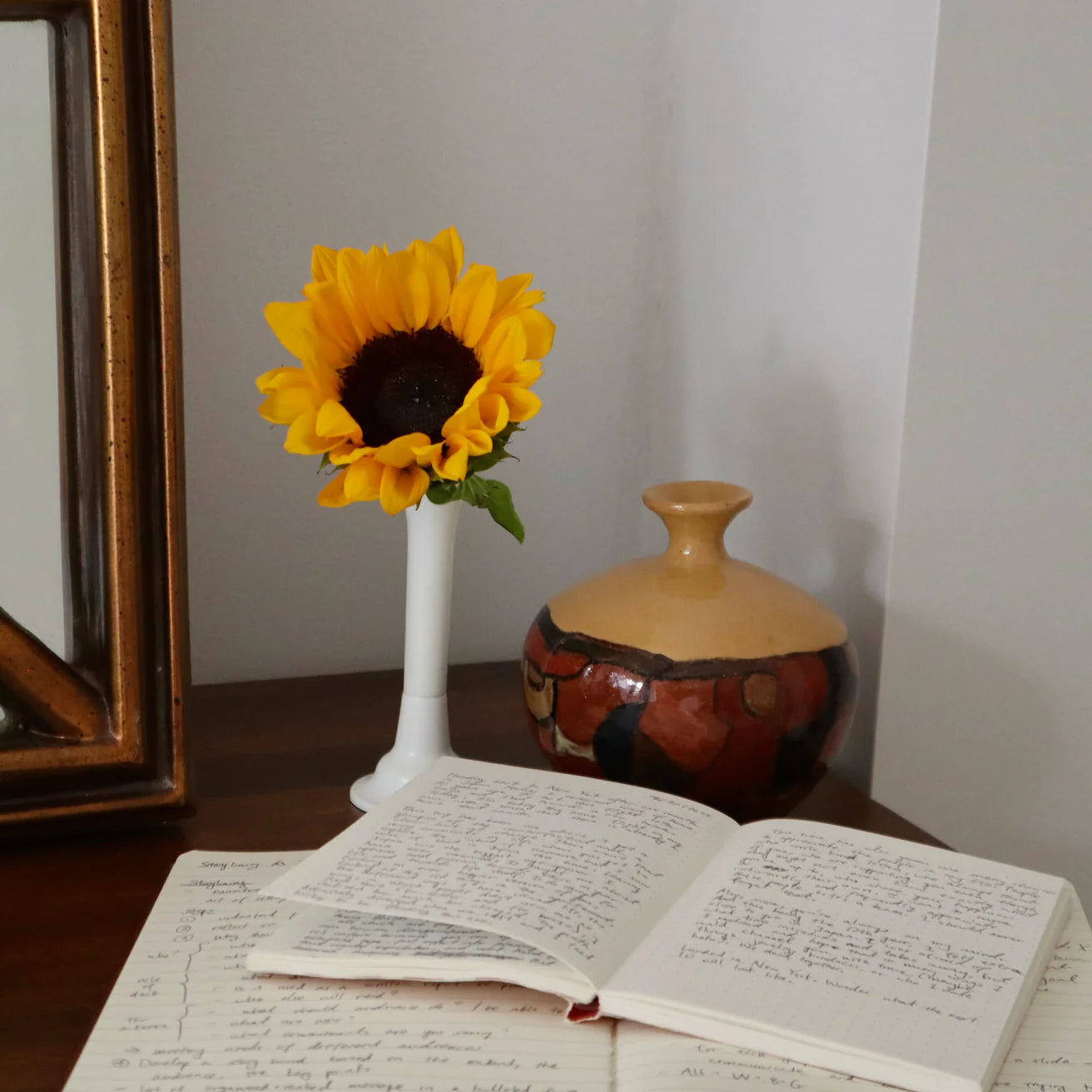Kikkerland Vase Desk Pen