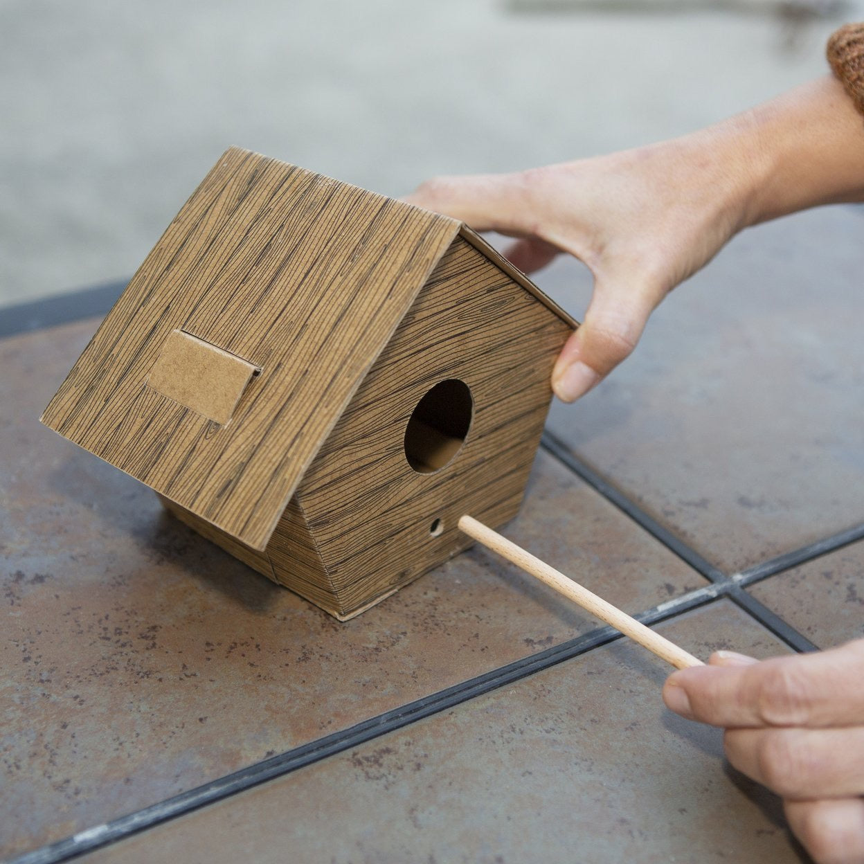 Kikkerland DIY Bird House Log Cabin