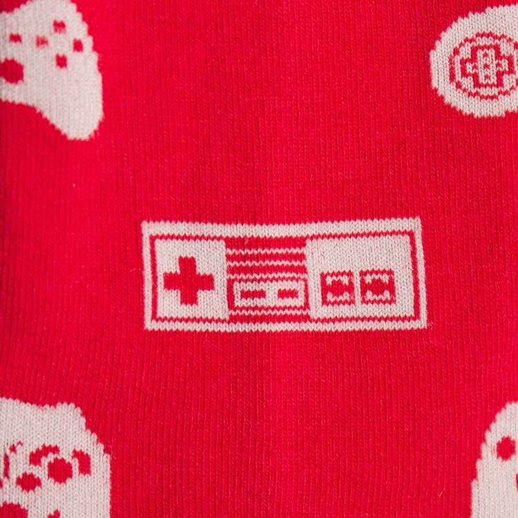 SOCK IT TO ME
Men’s Video Game Crew Socks