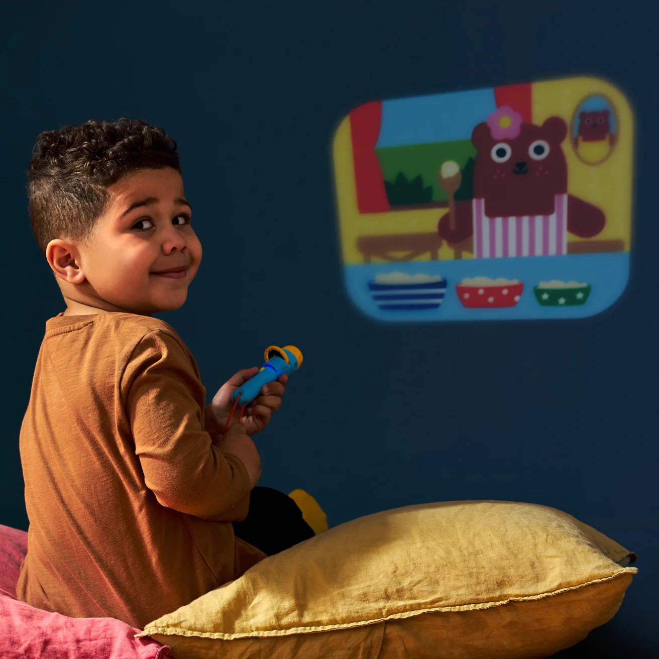 Kikkerland Storybook Flashlight