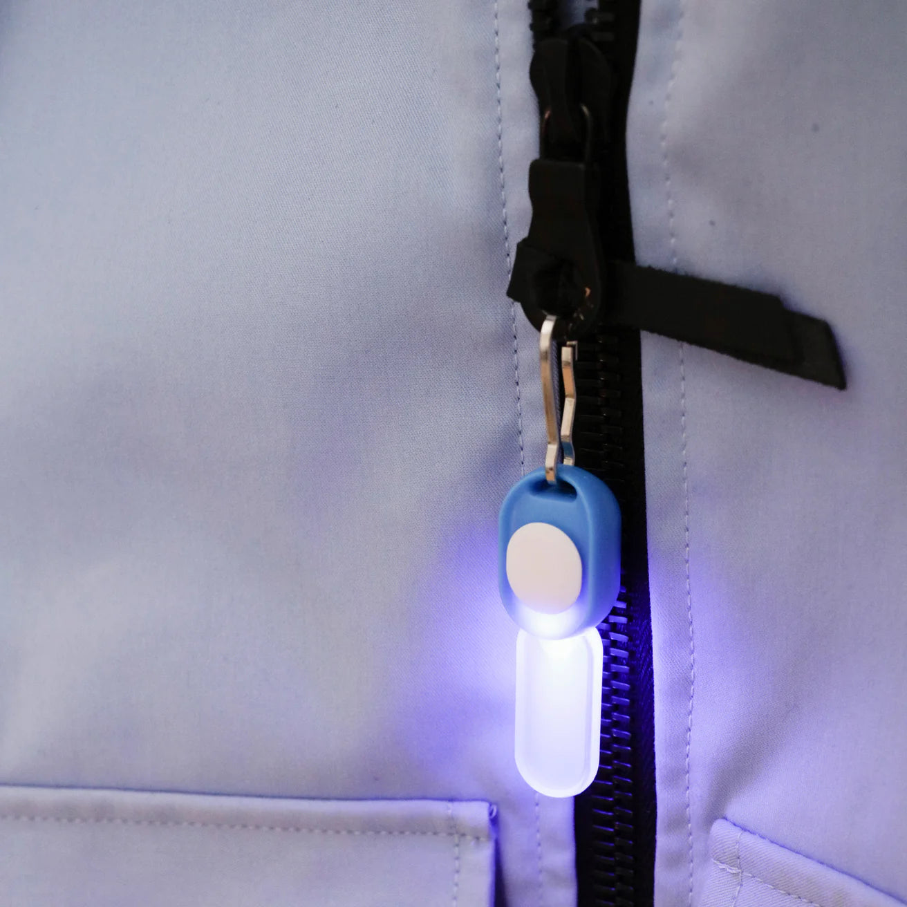 Kikkerland Mini Zipper Light